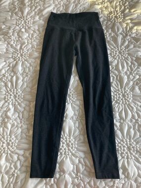 Beyond Yoga Black gray High-Waist Leggings buttery soft